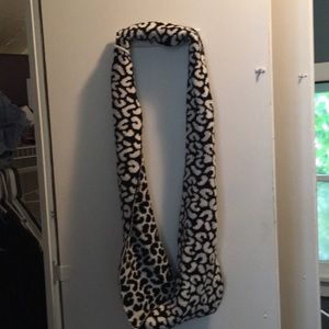 Infinity scarf